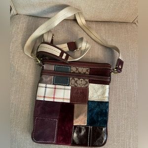 Crossbody Coach quilted bag